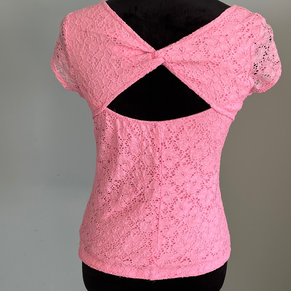 Candie’s Pink Bow-Back Top L